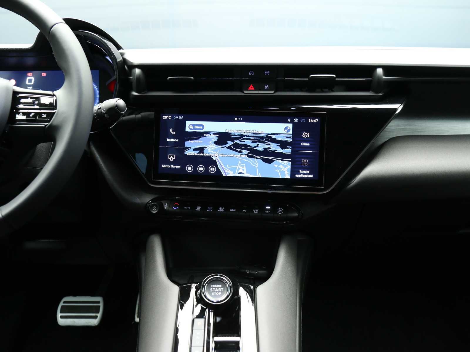 Alfa Romeo Junior 1.2 ibrida Q4 Sport Speciale 145cv edct6 2026 — foto 13