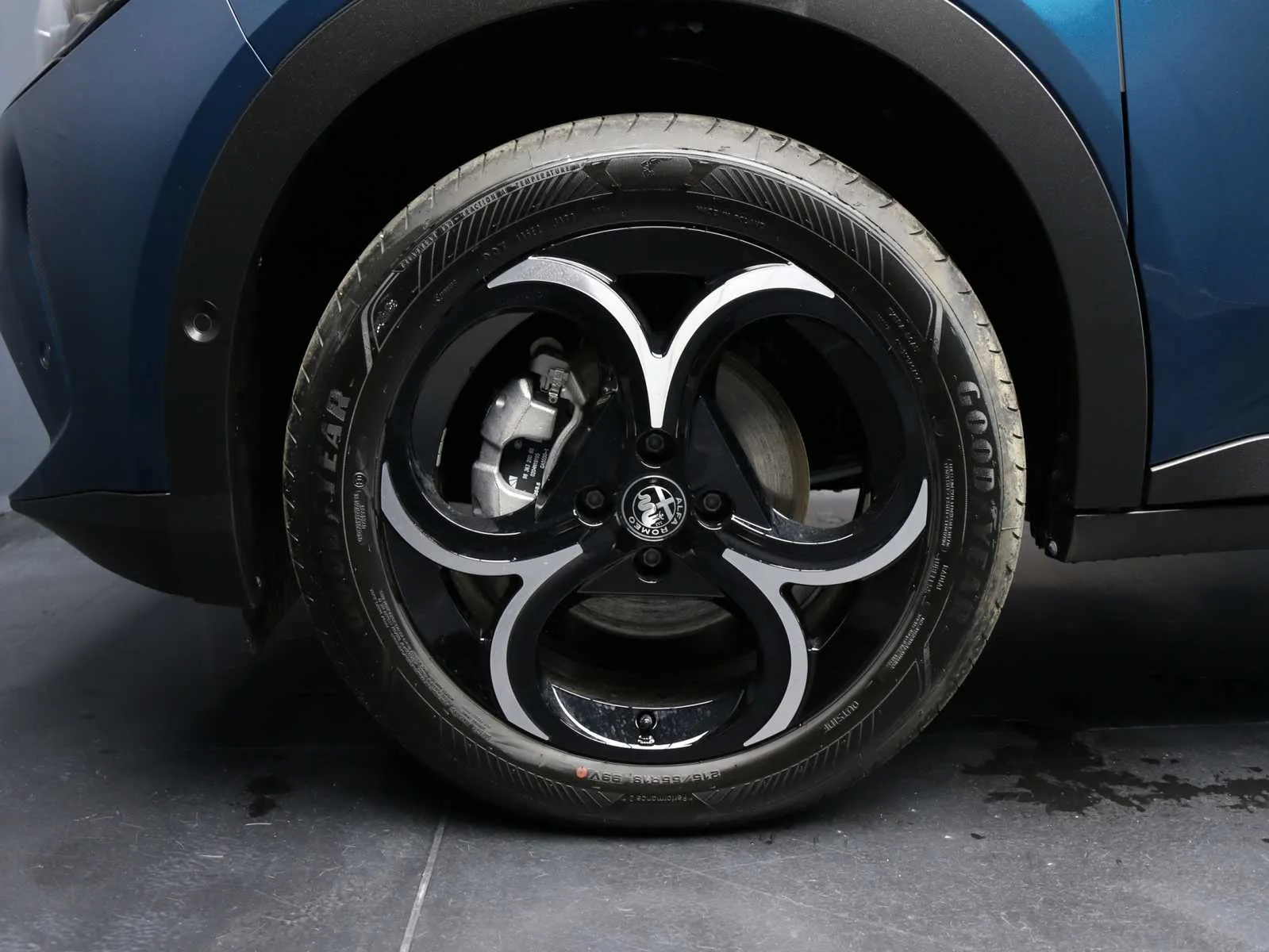 Alfa Romeo Junior 1.2 ibrida Q4 Sport Speciale 145cv edct6 2026 — foto 30