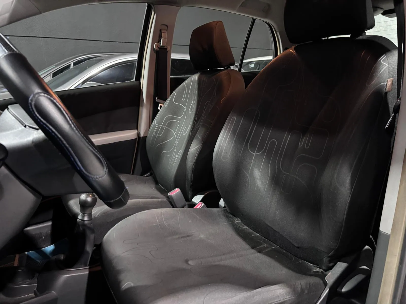 Toyota Benzina 5 posti Neopatentati 2009 — foto 8
