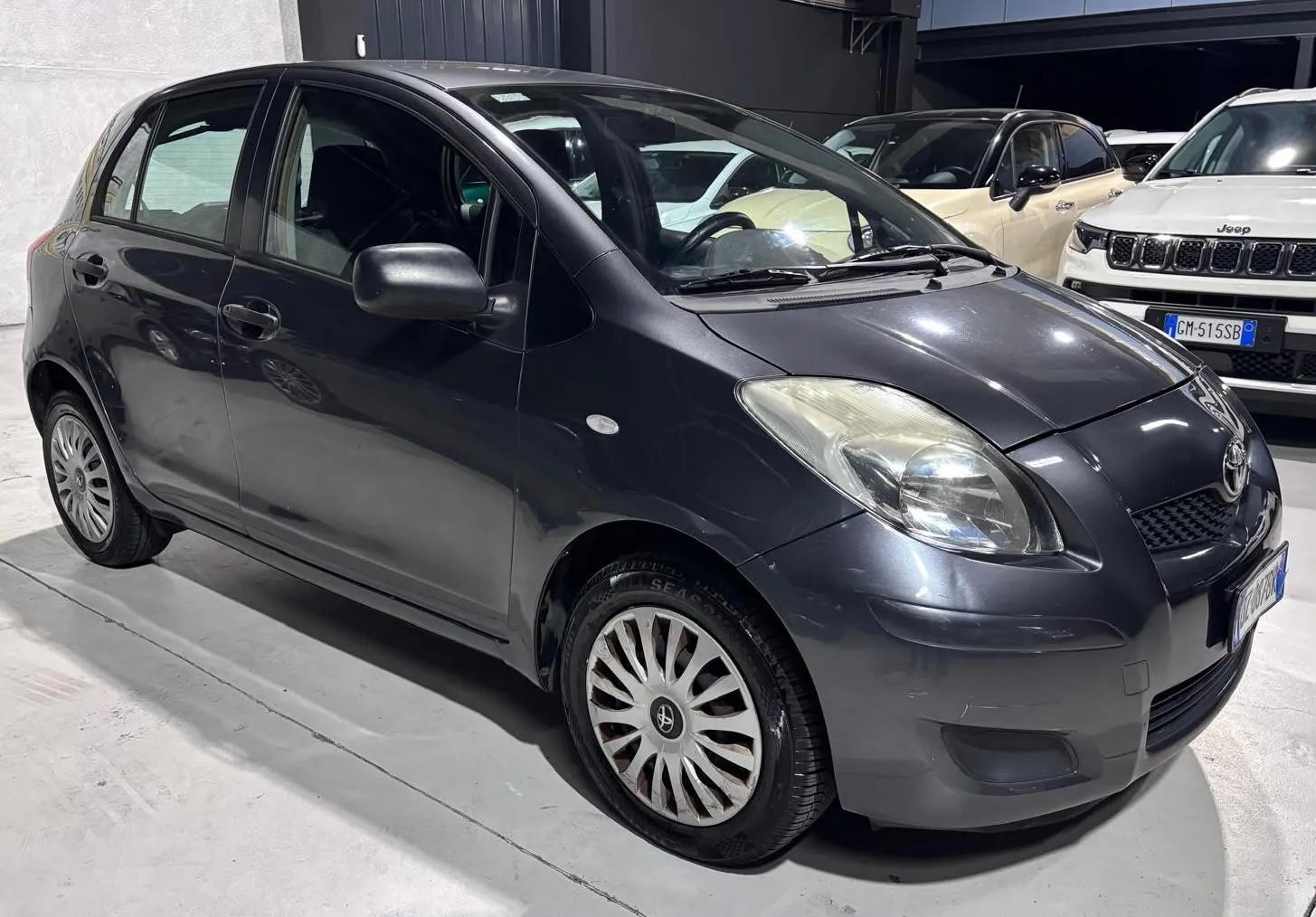 Toyota Benzina 5 posti Neopatentati 2009 — foto 7