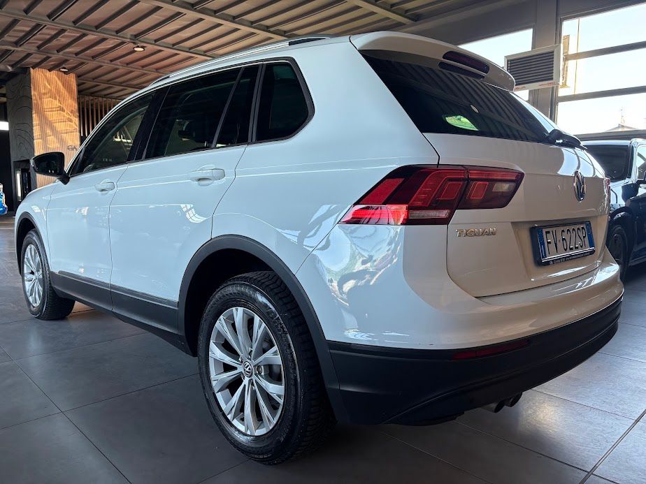 Volkswagen Tiguan 2.0 tdi scr 4motion 150cv dsg 2019 — foto 2