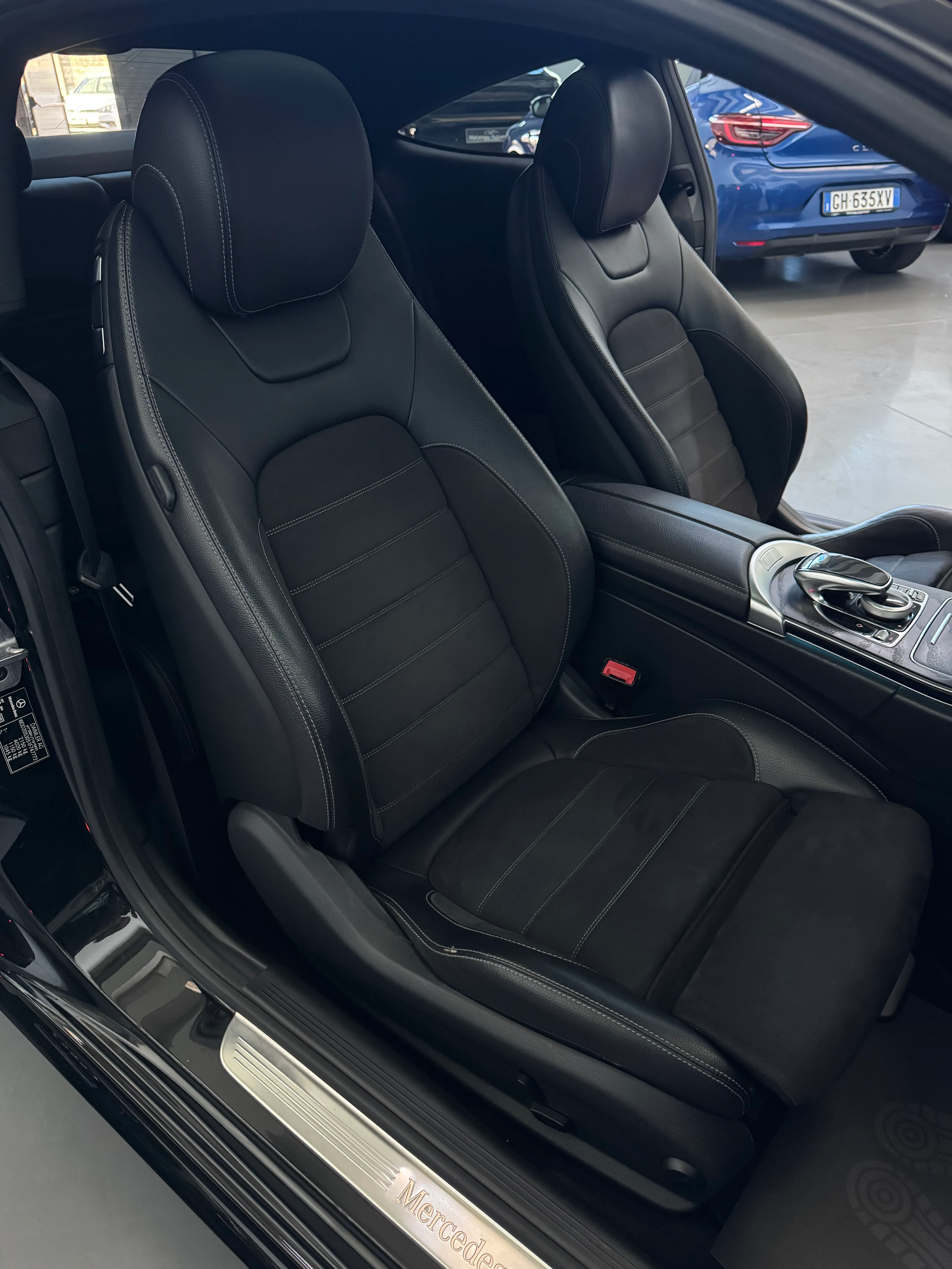 Mercedes Classe C Coupe 220 Premium Plus NIGHT EDITION 4Matic 2.2CC 170CV 2018 — foto 13