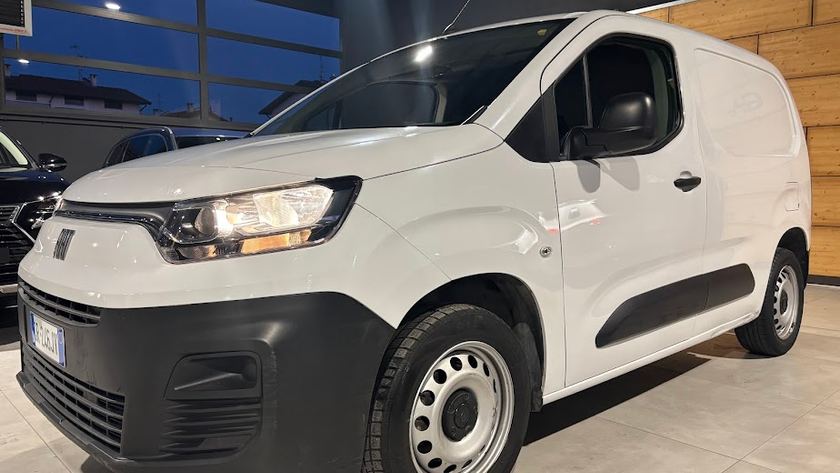 FIAT Doblo 1.5 bluehdi 130cv 2023
