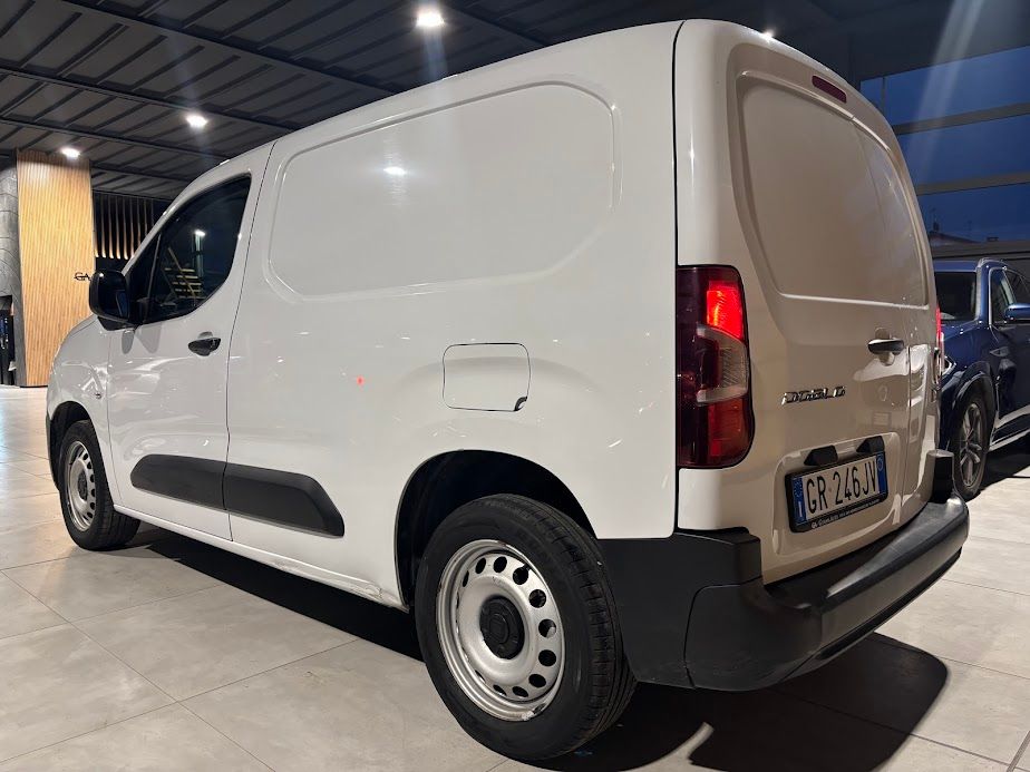 FIAT Doblo 1.5 bluehdi 130cv 2023 — foto 3
