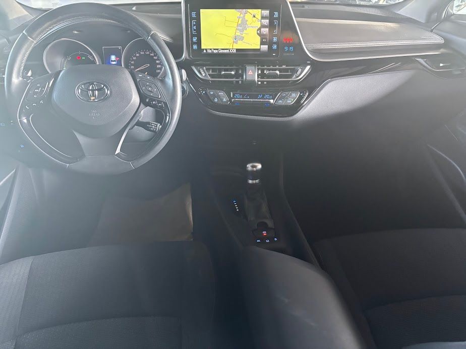 Toyota C-HR 1.8h Business  e-cvt + IVA 2019 — foto 14
