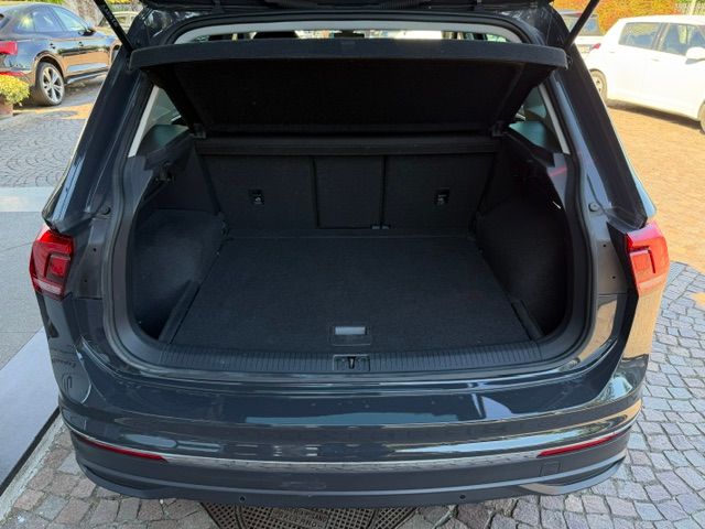 Volkswagen Tiguan 2.0 tdi Life 150cv dsg 2023 — foto 8