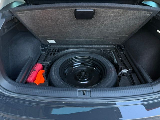Volkswagen Tiguan 2.0 tdi Life 150cv dsg 2023 — foto 9
