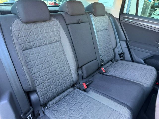 Volkswagen Tiguan 2.0 tdi Life 150cv dsg 2023 — foto 10