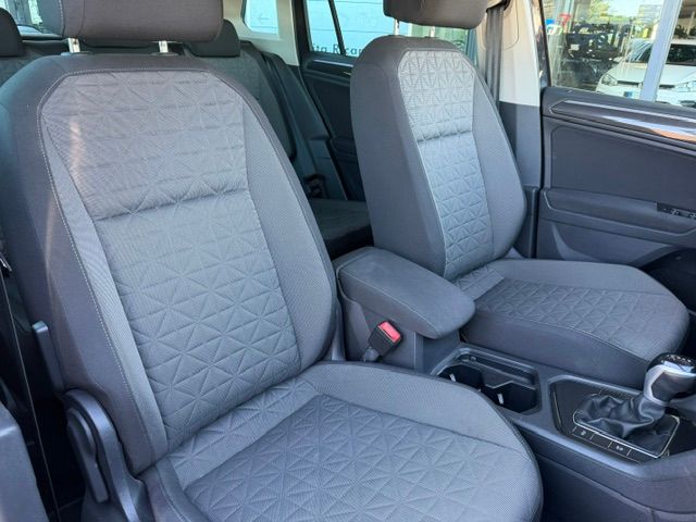 Volkswagen Tiguan 2.0 tdi Life 150cv dsg 2023 — foto 11