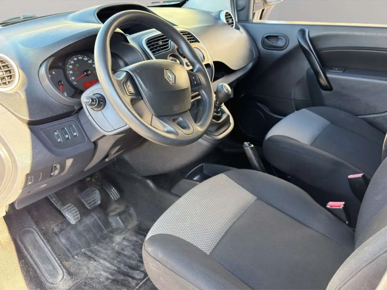 RENAULT Kangoo EXPRESS 1.5 DCI 115CV 2021 — foto 7
