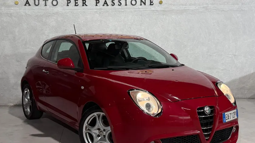 Alfa Romeo Pelle+Navigatore+Cerchi in lega 2010