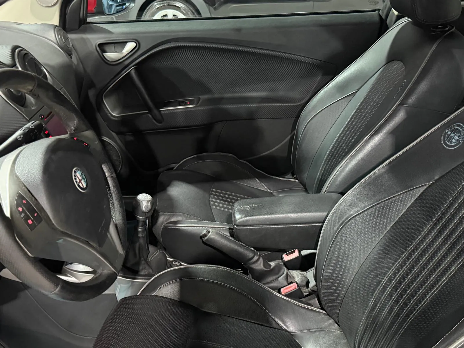 Alfa Romeo Pelle+Navigatore+Cerchi in lega 2010 — foto 8