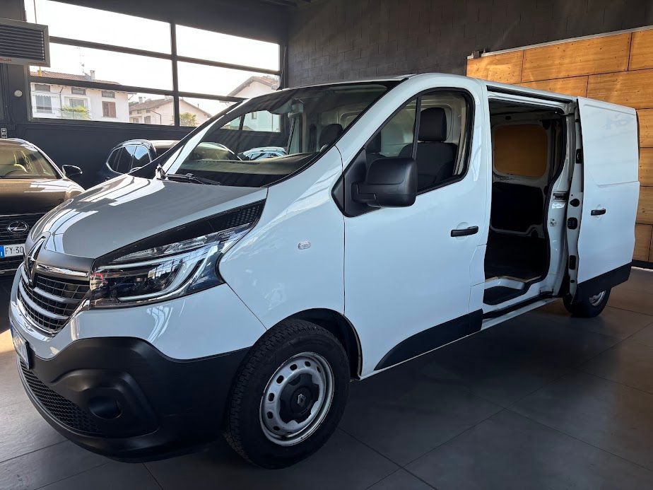 RENAULT trafic  2.0 dci 145cv L2H1 doppia porta lat.30.000KM 2020 — foto 2