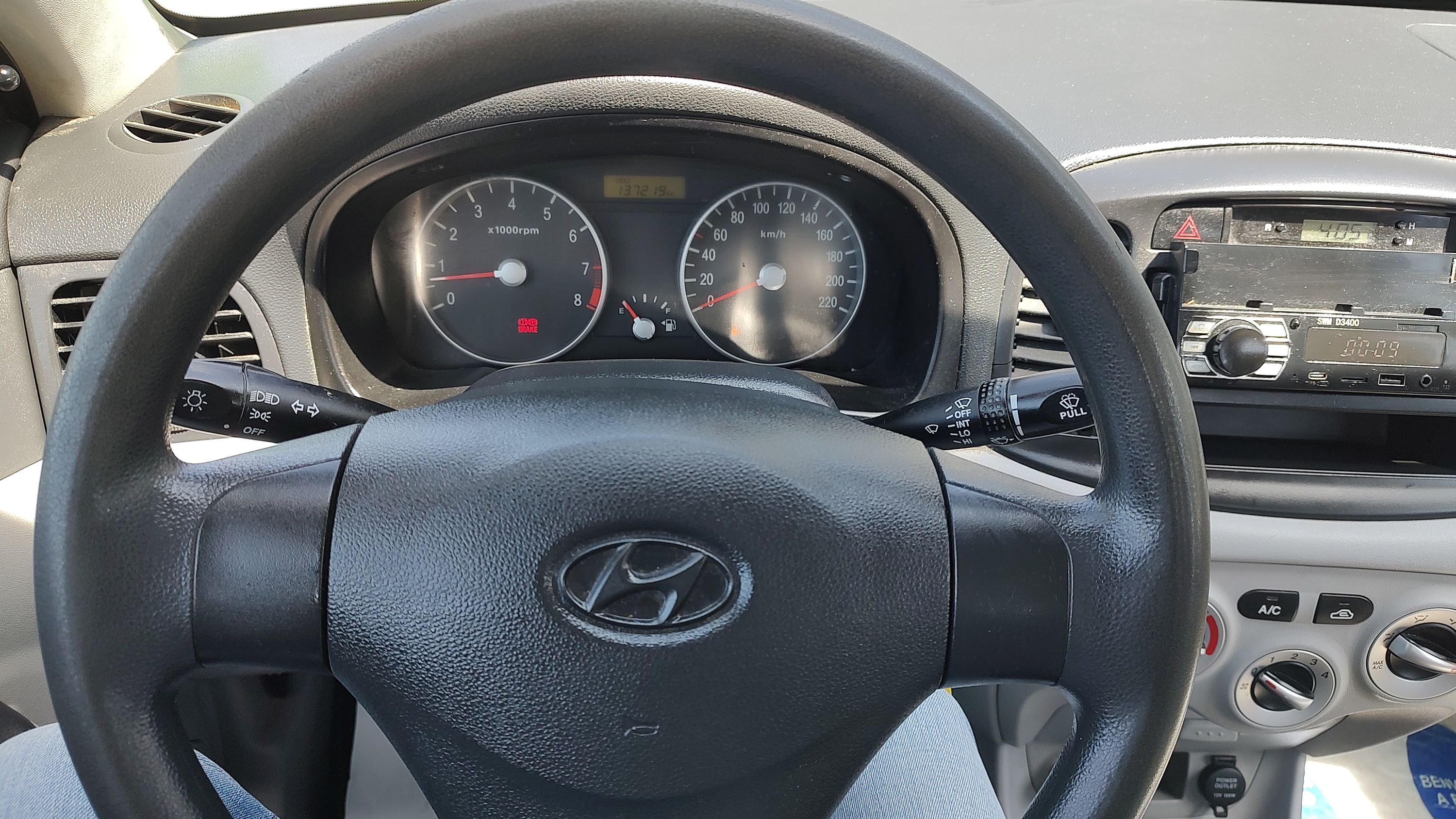 Hyundai Accent 4p 1.4 Style 2009 — foto 13