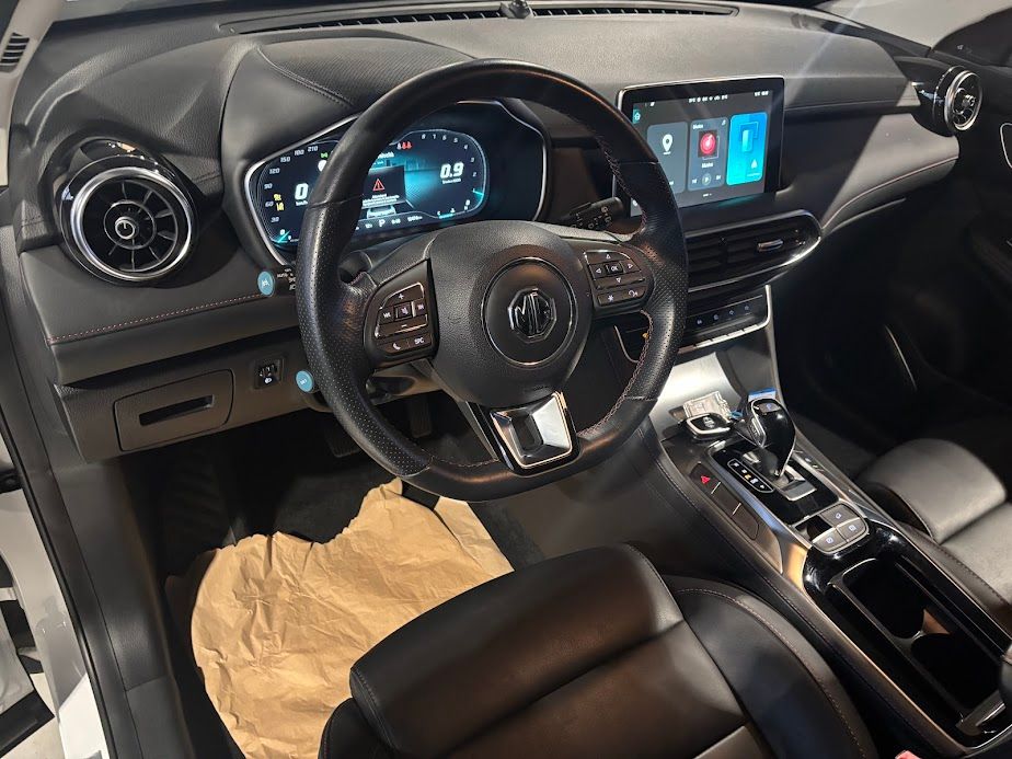 Mg HS 1.5 t-GDI AT  Comfort automatica 12.000KM 2023 — foto 9