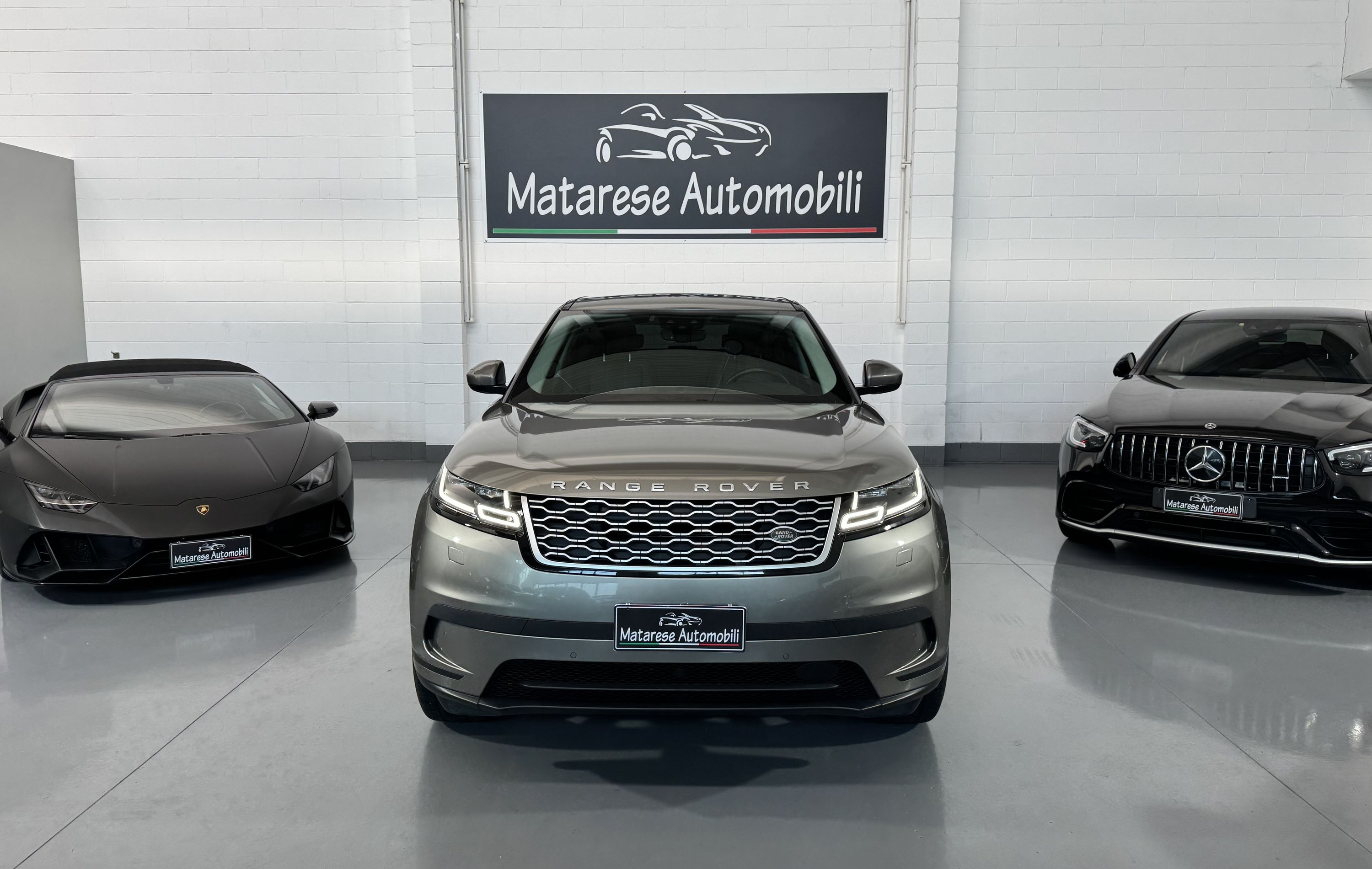 Land Rover Range Rover Velar 2.0cc 180cv Tetto panoramico Impianto audio MERIDIAN Finanziabile 2018 — foto 2