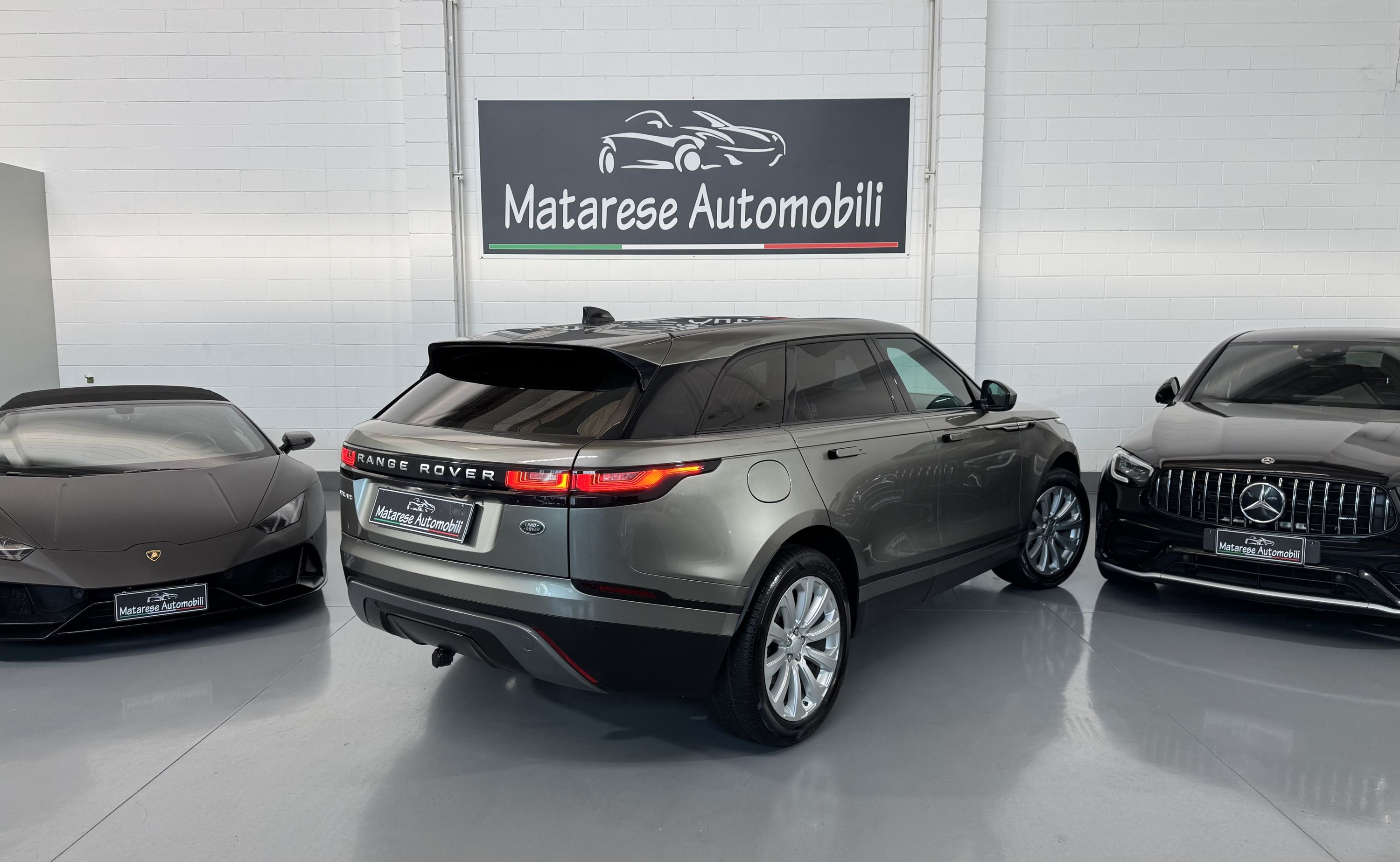 Land Rover Range Rover Velar 2.0cc 180cv Tetto panoramico Impianto audio MERIDIAN Finanziabile 2018 — foto 7