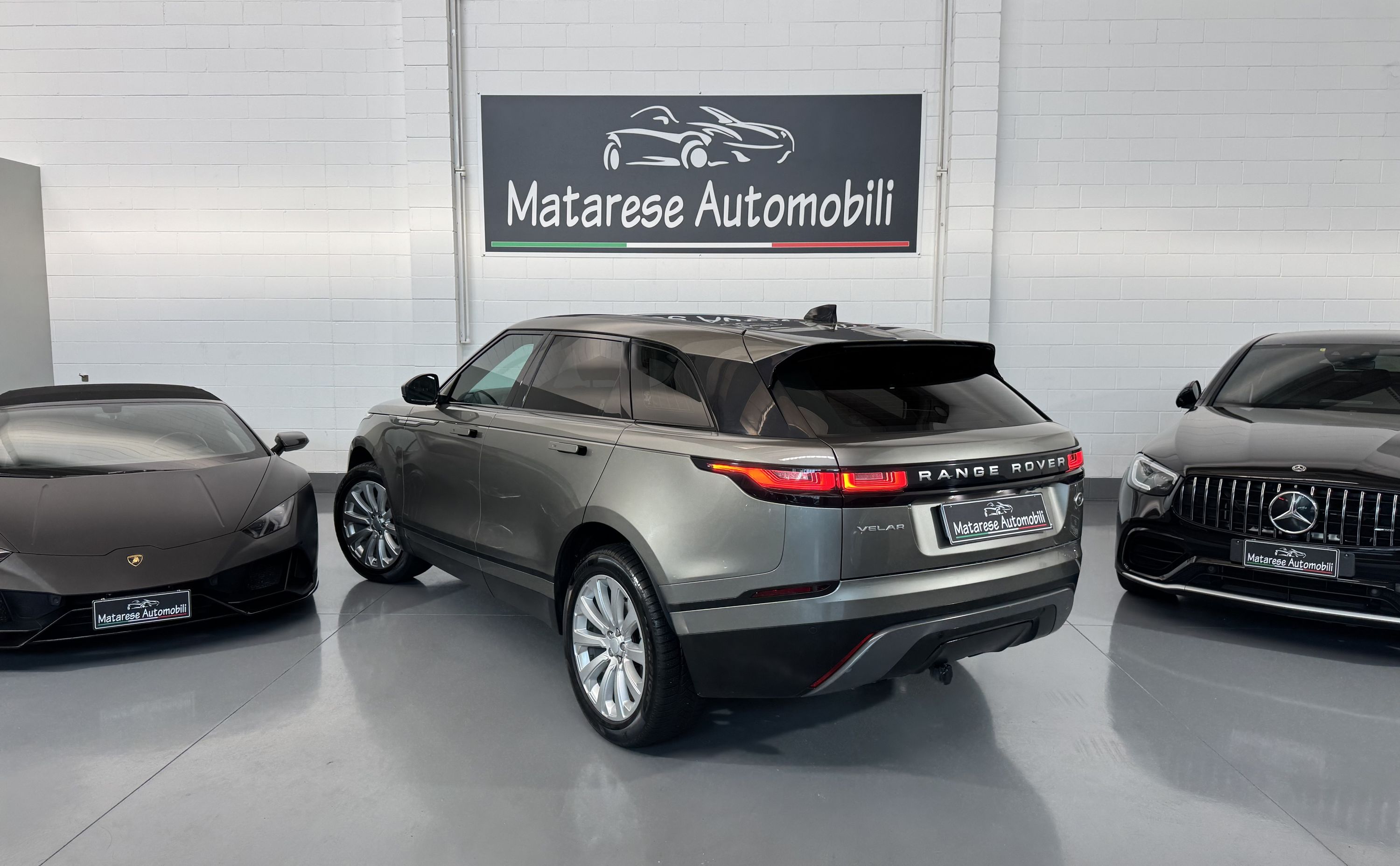 Land Rover Range Rover Velar 2.0cc 180cv Tetto panoramico Impianto audio MERIDIAN Finanziabile 2018 — foto 3