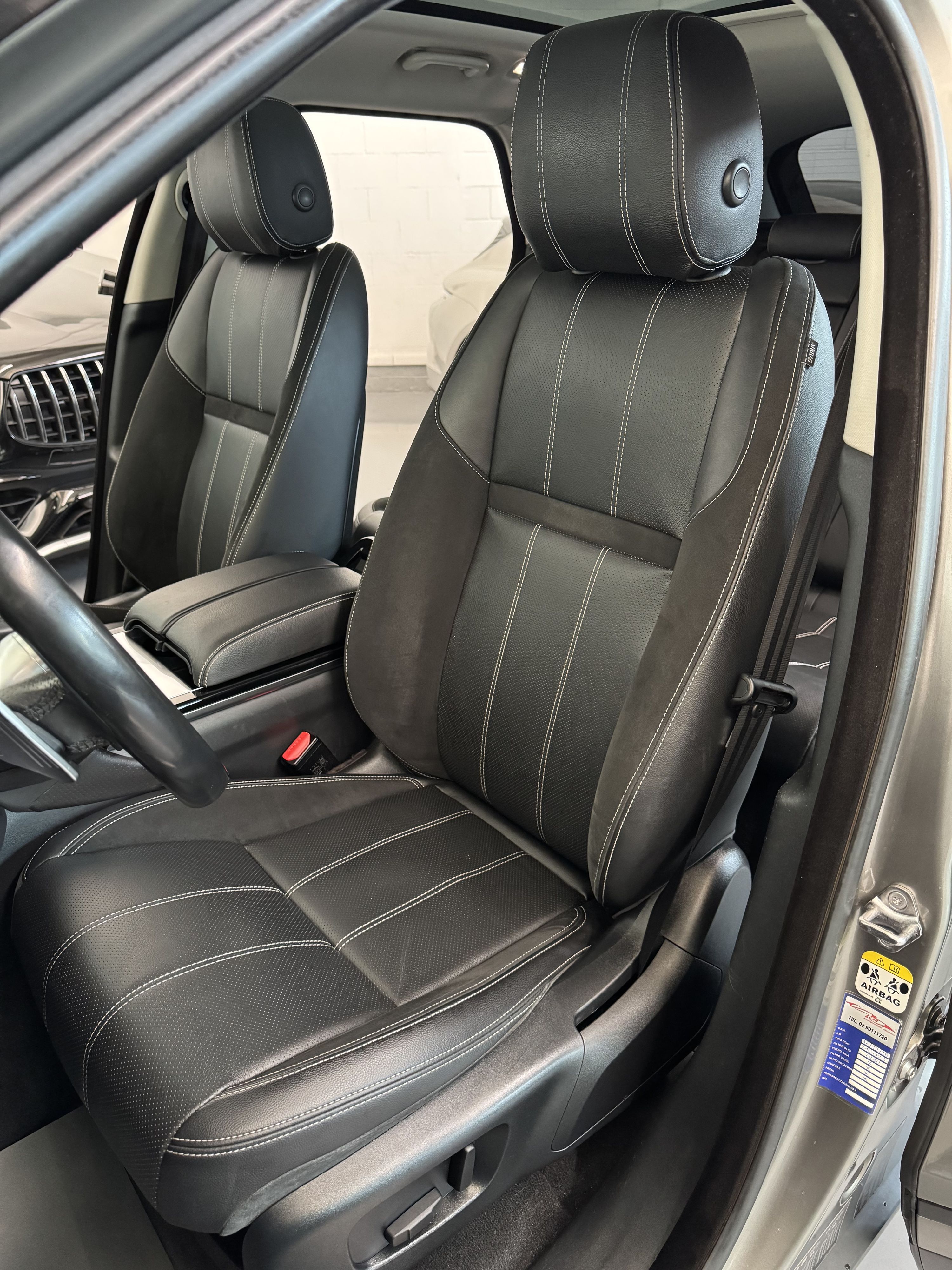 Land Rover Range Rover Velar 2.0cc 180cv Tetto panoramico Impianto audio MERIDIAN Finanziabile 2018 — foto 10