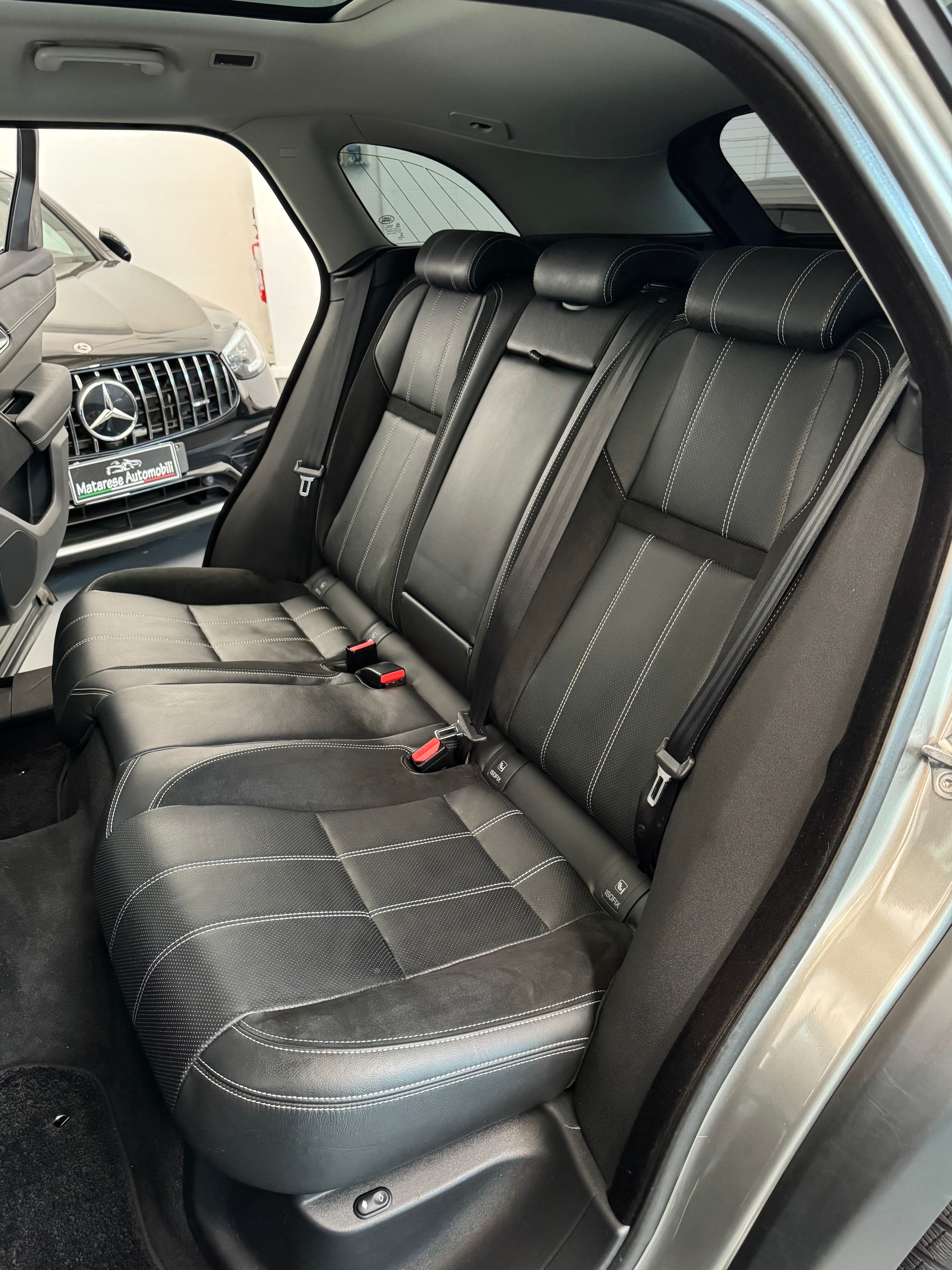 Land Rover Range Rover Velar 2.0cc 180cv Tetto panoramico Impianto audio MERIDIAN Finanziabile 2018 — foto 11