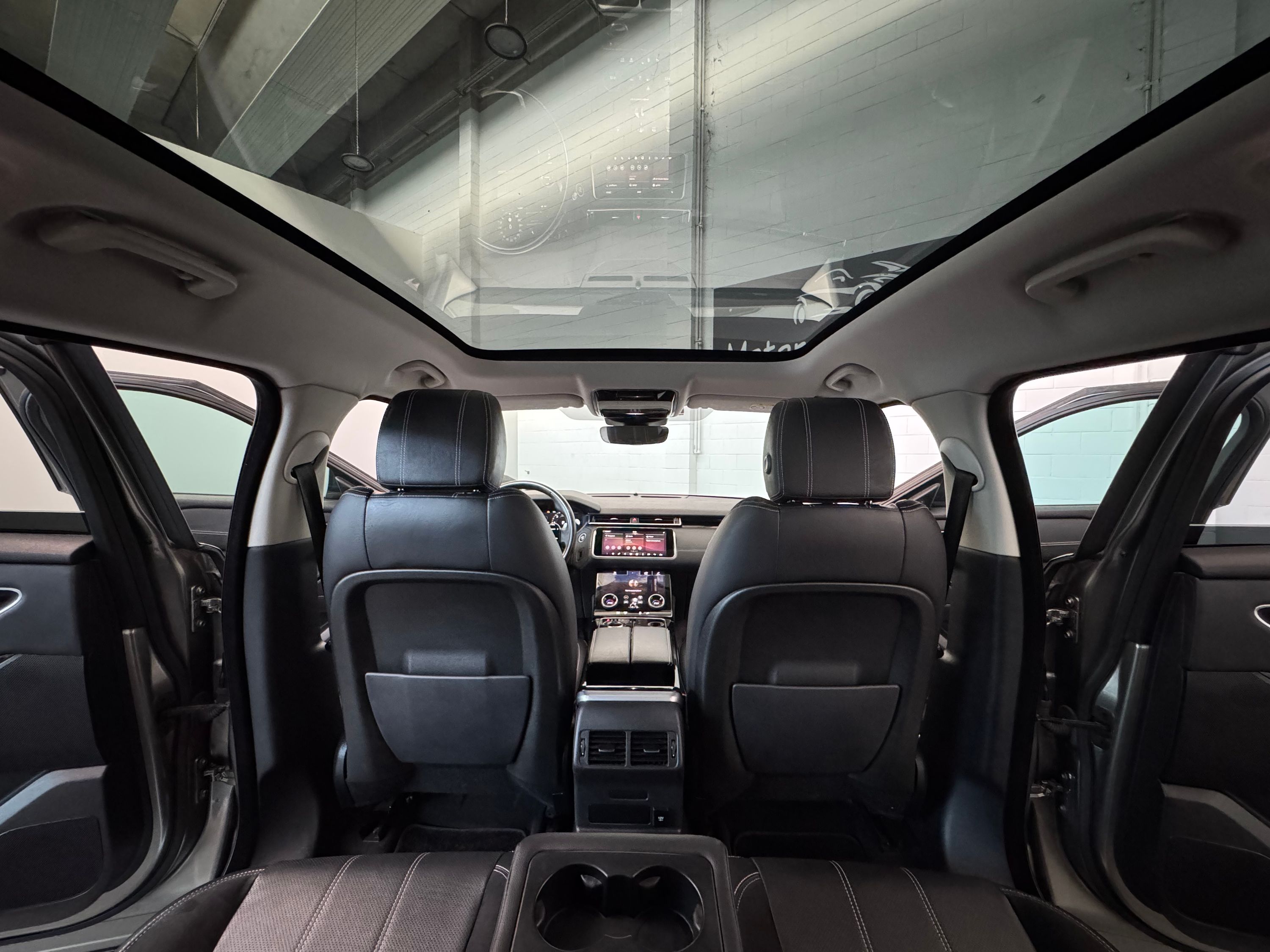 Land Rover Range Rover Velar 2.0cc 180cv Tetto panoramico Impianto audio MERIDIAN Finanziabile 2018 — foto 14