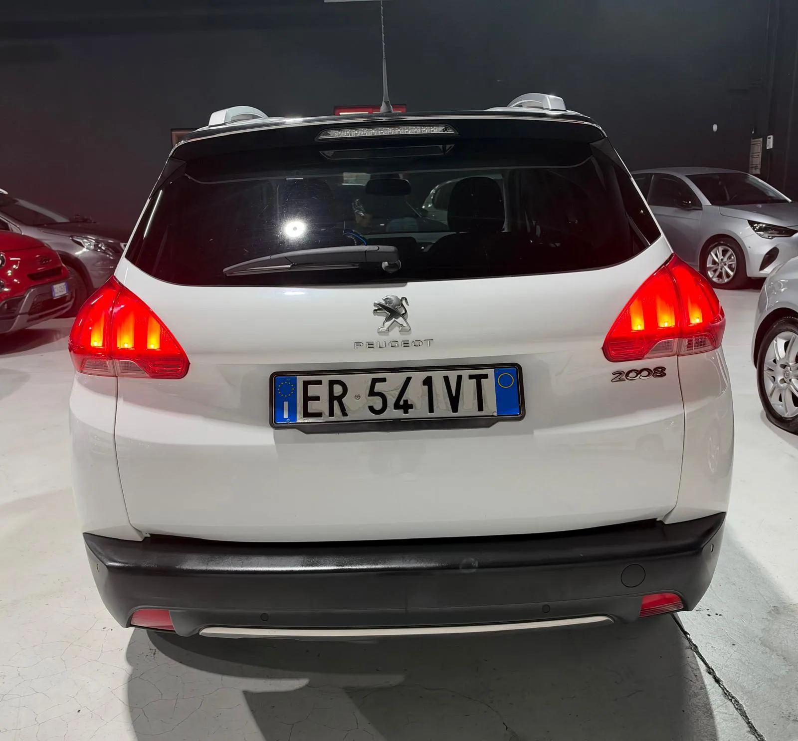 Peugeot 2008 Benzina Neopatentati+LED+Tetto 2013 — foto 5
