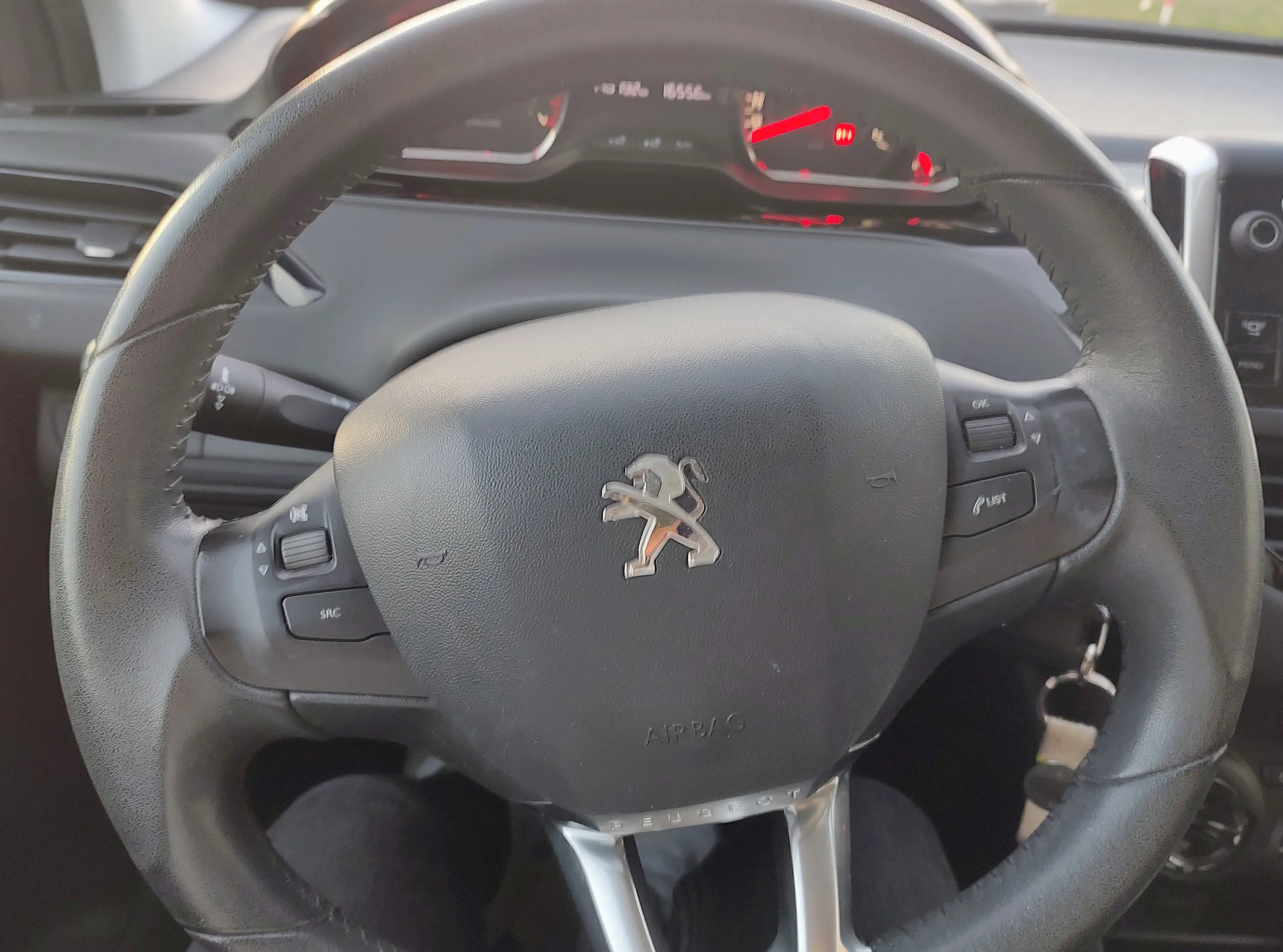 Peugeot 208 5p 1.2 vti 12v Allure 2013 — foto 14