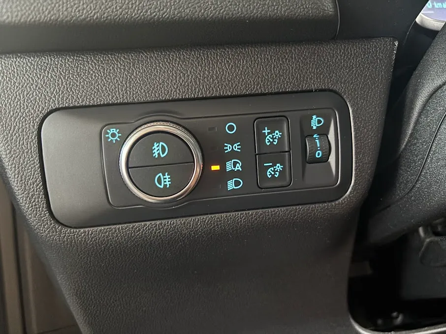 Ford Kuga 2.5 full hybrid Connect 2wd 190cv e-shifter 2022 — foto 18