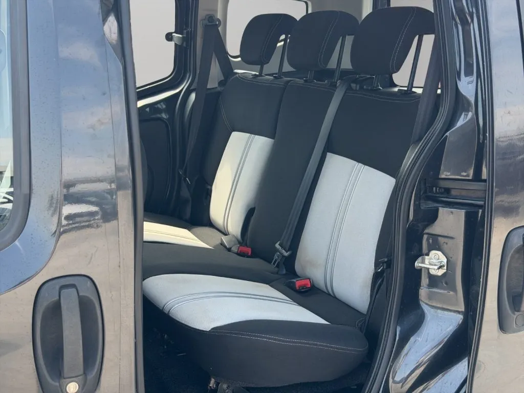 Fiat 1.3 mjt 95 5 posti 2016 — foto 8