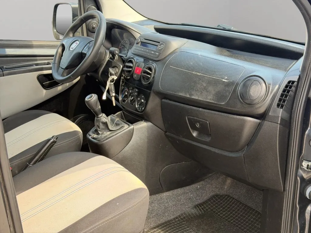 Fiat 1.3 mjt 95 5 posti 2016 — foto 9