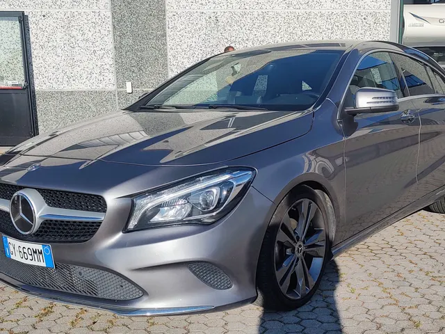 Mercedes CLA Shooting Brake 200 d (cdi) Sport auto