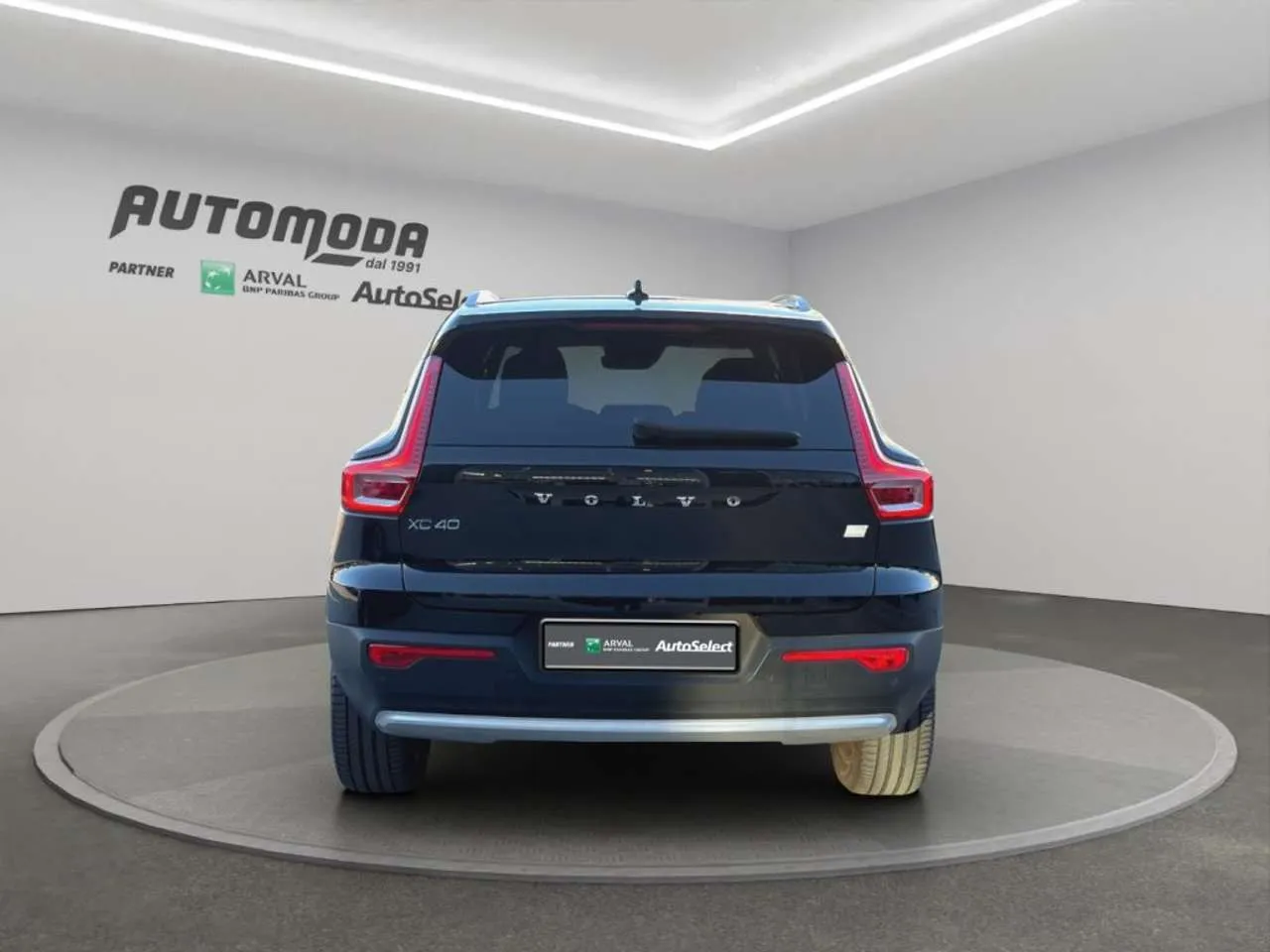 Volvo XC40 T5 Recharge Plug-in Hybrid automatico Core 2023 — foto 5