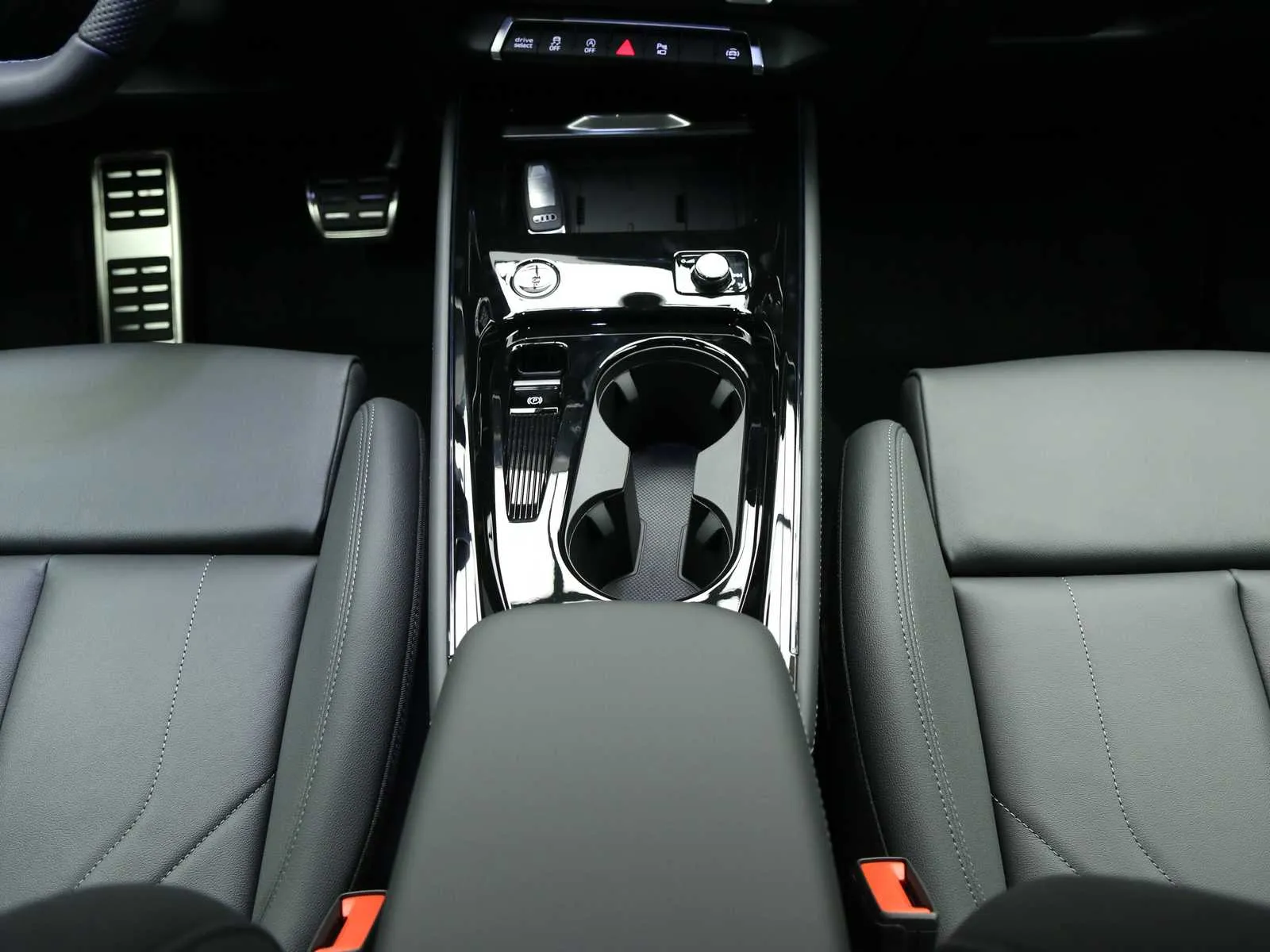Audi Q3 2.0 tfsi S line edition quattro 265cv s-tronic 2026 — foto 29