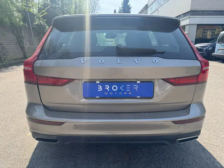 Volvo V60 Cross Country 2.0 d4 Business Plus awd geartronic my20 2020 — foto 4