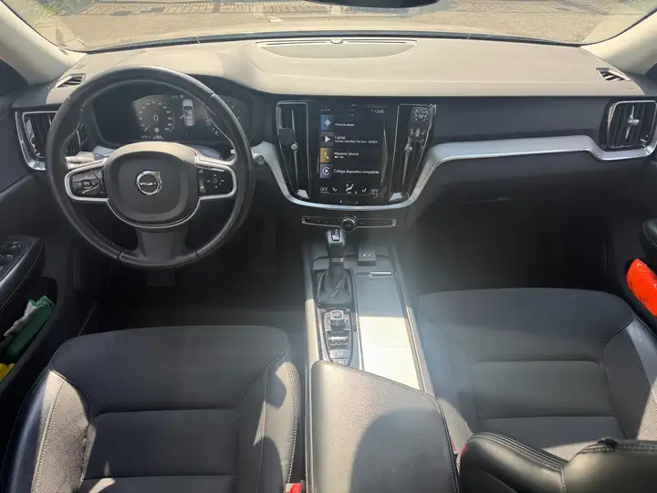 Volvo V60 Cross Country 2.0 d4 Business Plus awd geartronic my20 2020 — foto 6