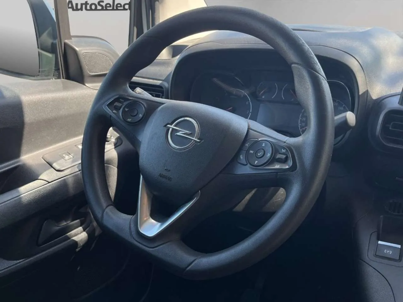OPEL Combo 1.5 100CV ALLESTITO 2021 — foto 11