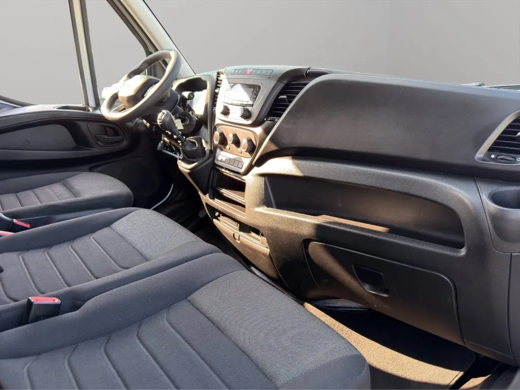 IVECO daily 35 S14 V LH3 3520 E6d-temp 2023 — foto 9