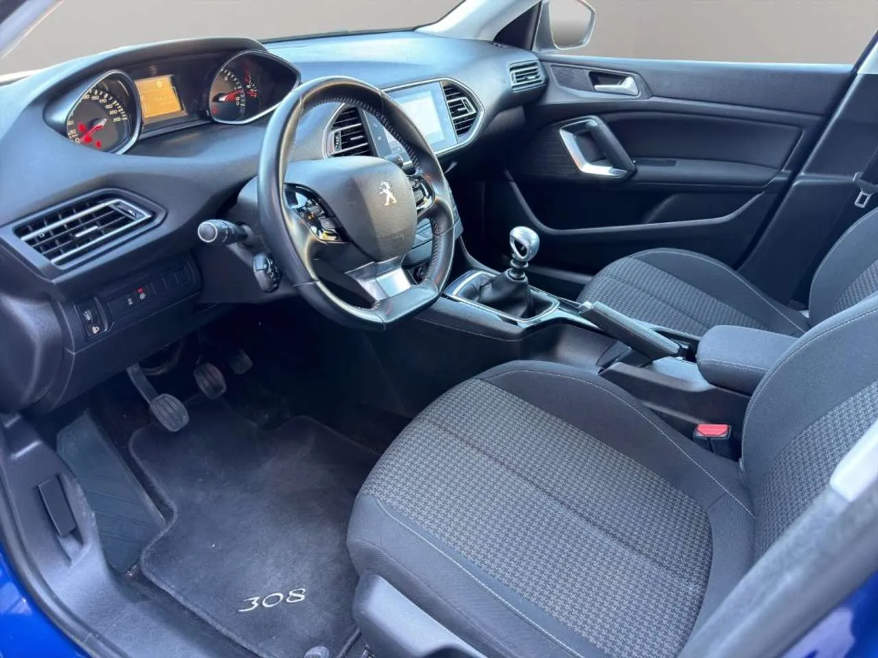 Peugeot 308 1.5 BlueHDi 130CV 2019 — foto 7