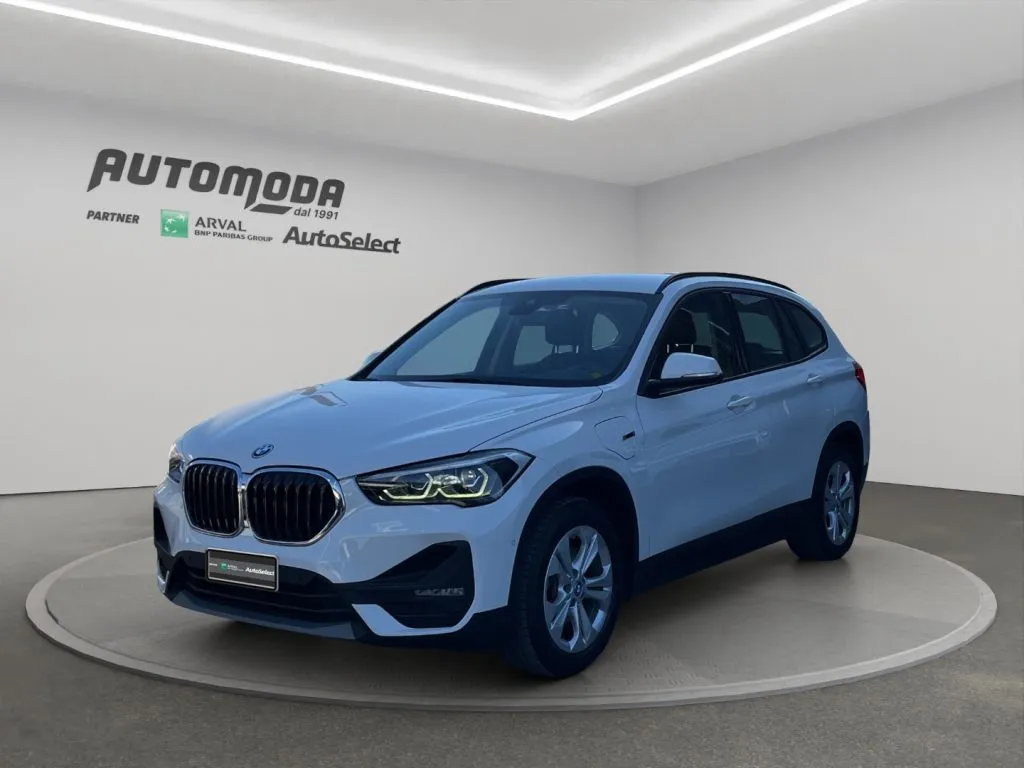 BMW X Drive 25E Business Advantage automatico 2022 — foto 4