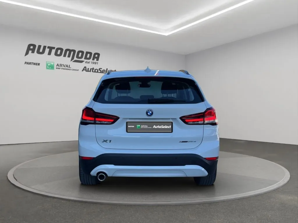 BMW X Drive 25E Business Advantage automatico 2022 — foto 5