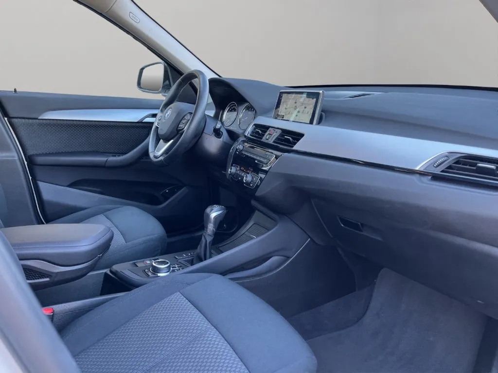 BMW X Drive 25E Business Advantage automatico 2022 — foto 9