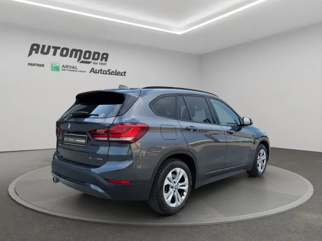 BMW X1 xdrive25e Advantage auto 2022 — foto 14