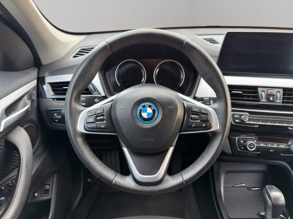BMW X1 xdrive25e Advantage auto 2022 — foto 7