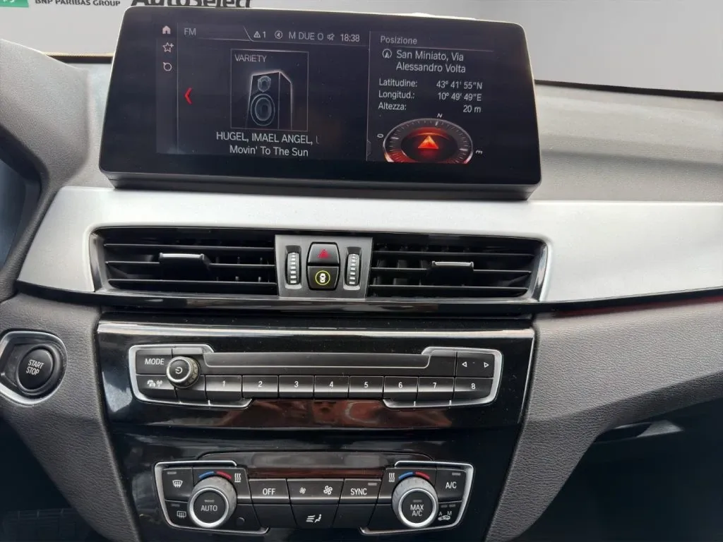 BMW X1 xdrive25e Advantage auto 2022 — foto 8