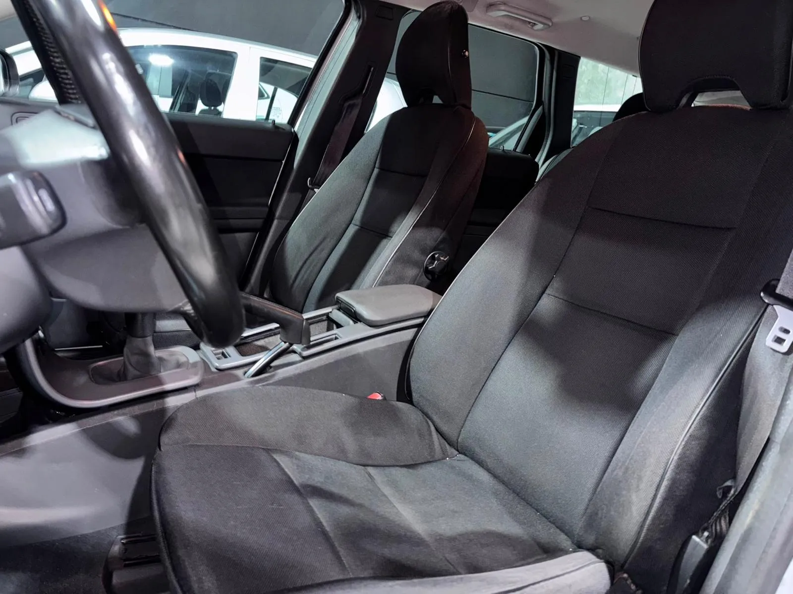 Volvo V50 Diesel Manuale 2009 — foto 8