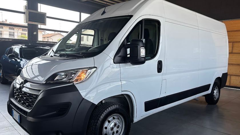 CITROEN Jumper L3H2 2.2 bluehdi 140cv 2023