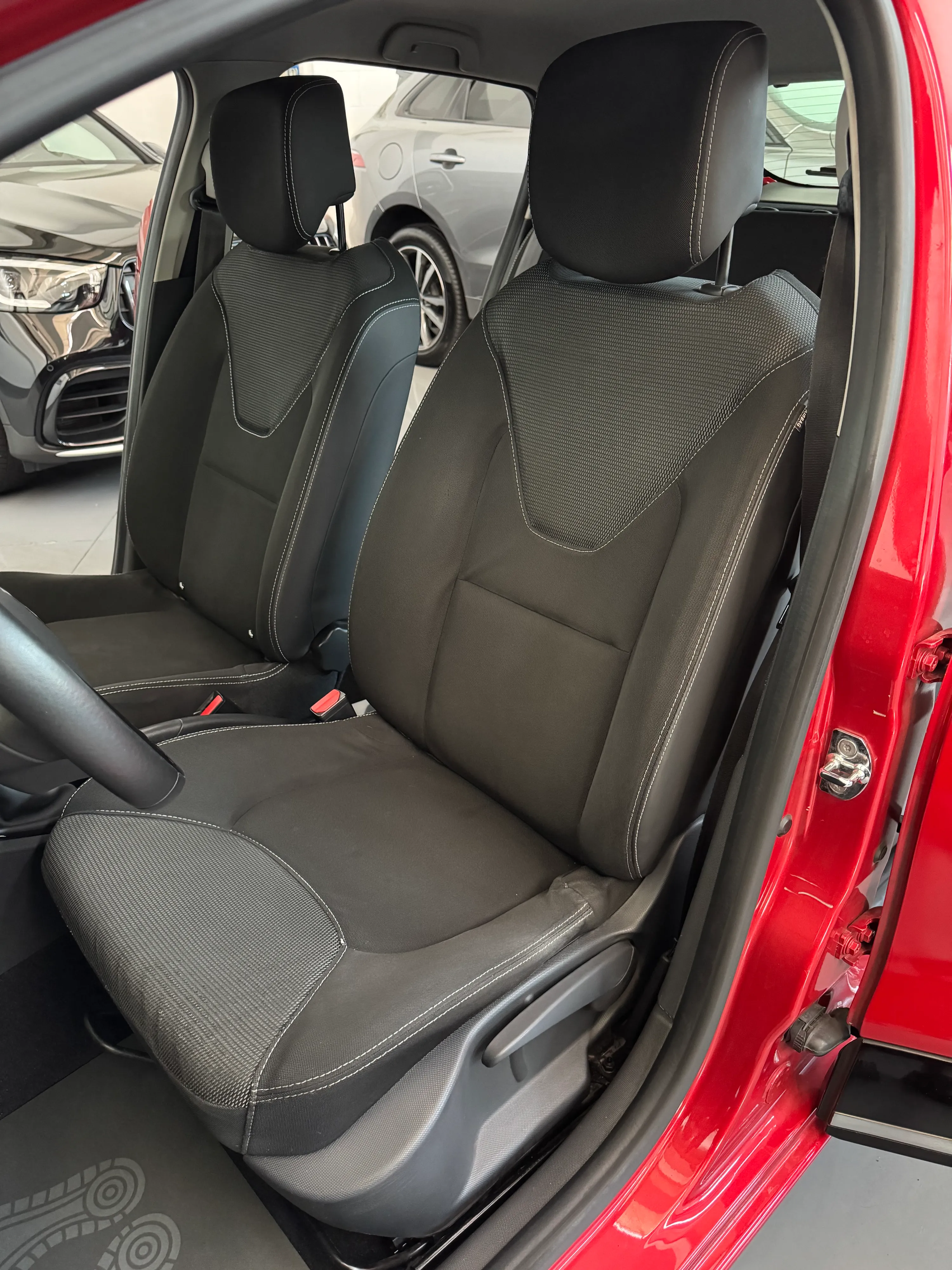 Renault CLIO 5p 1.2cc 75cv Clima+Bluetooth OK Neopatentati 2013 — foto 9
