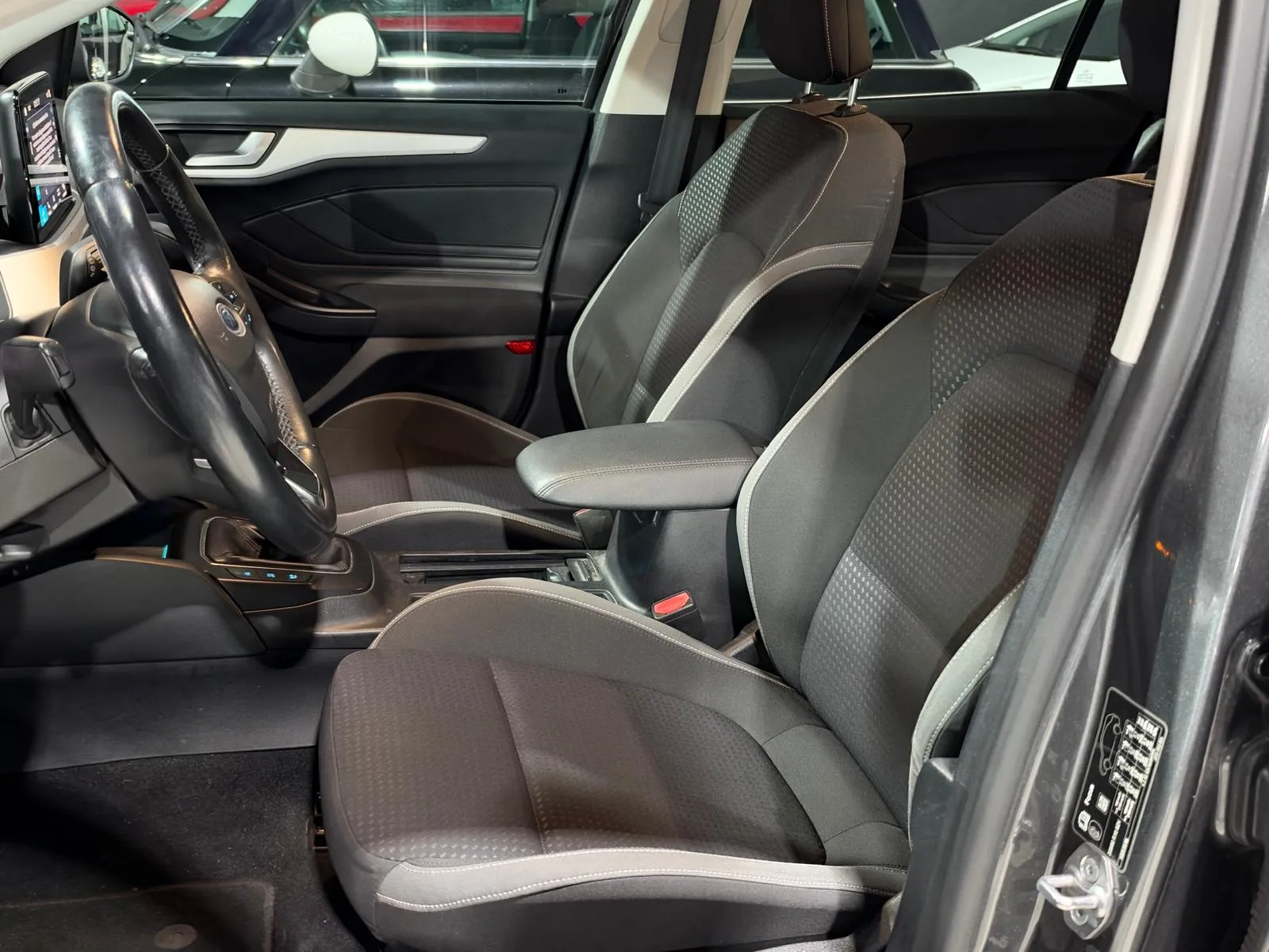 Ford Focus Euro 6 Neopatentati 2019 — foto 8