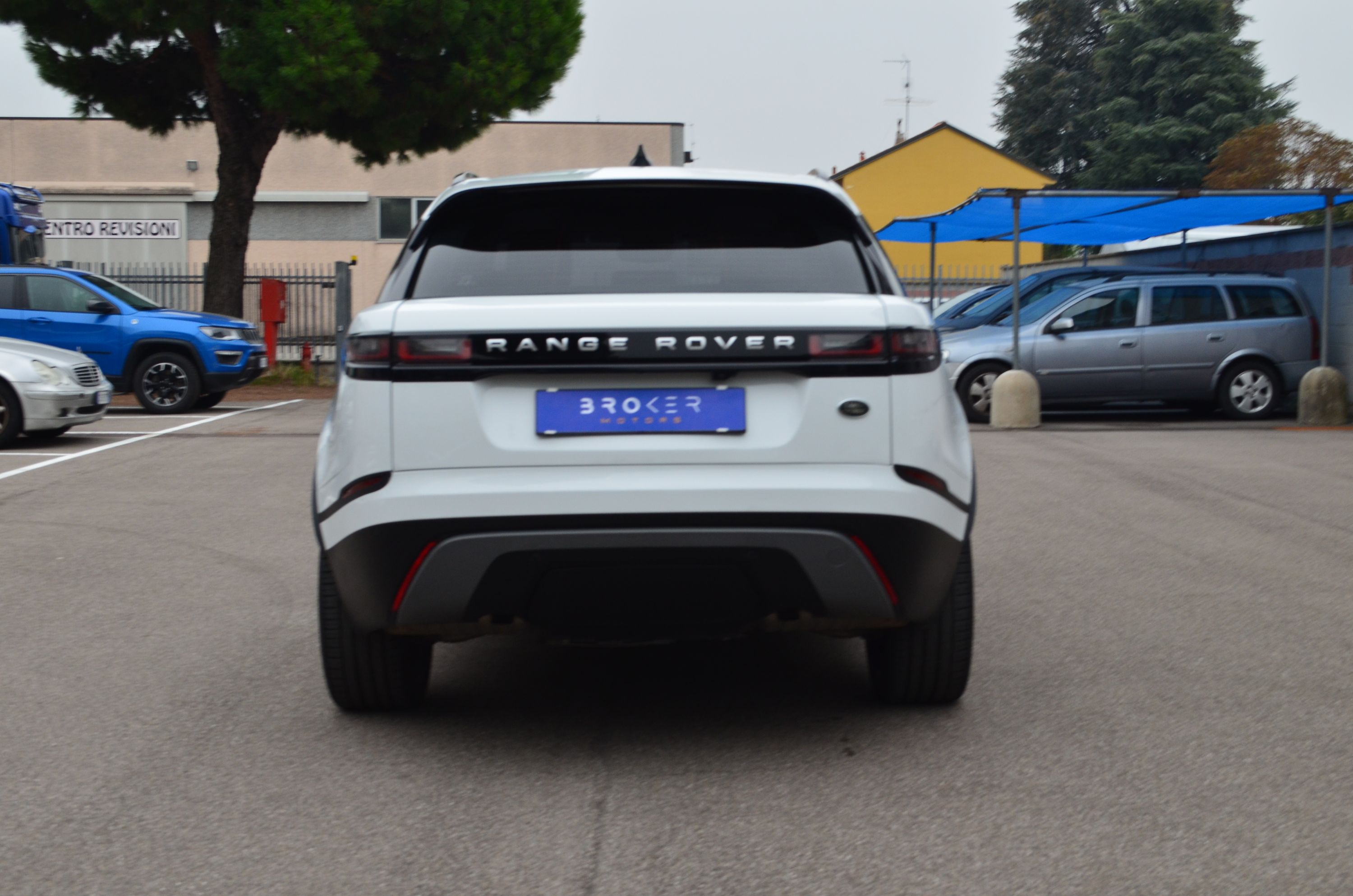 Land Rover Velar 2.0 si4 HSE 250cv cerchi 22" 2017 — foto 5