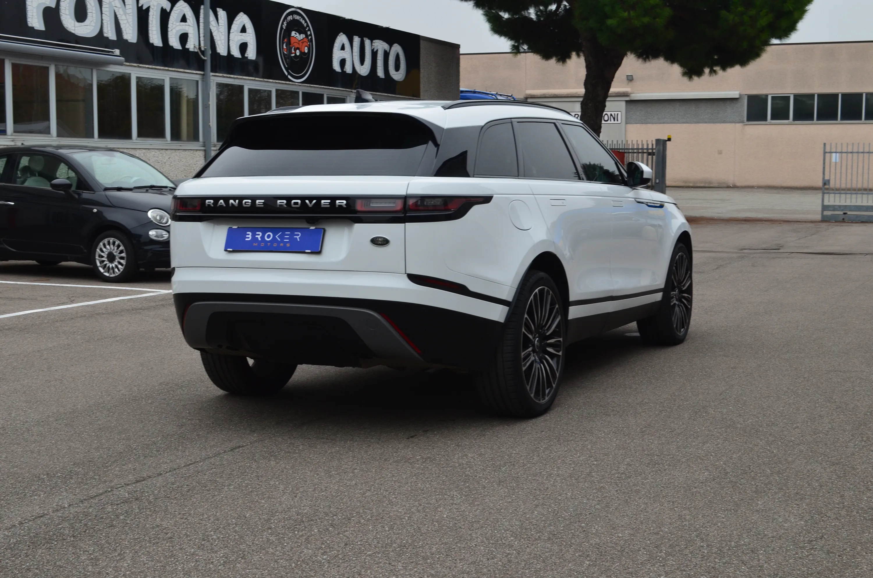 Land Rover Velar 2.0 si4 HSE 250cv cerchi 22" 2017 — foto 18